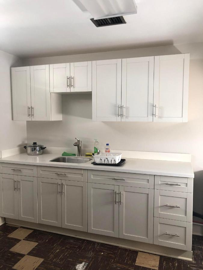 Cozy Guest Home Close To Downtown Vancouver Sights & Subway Station Buitenkant foto