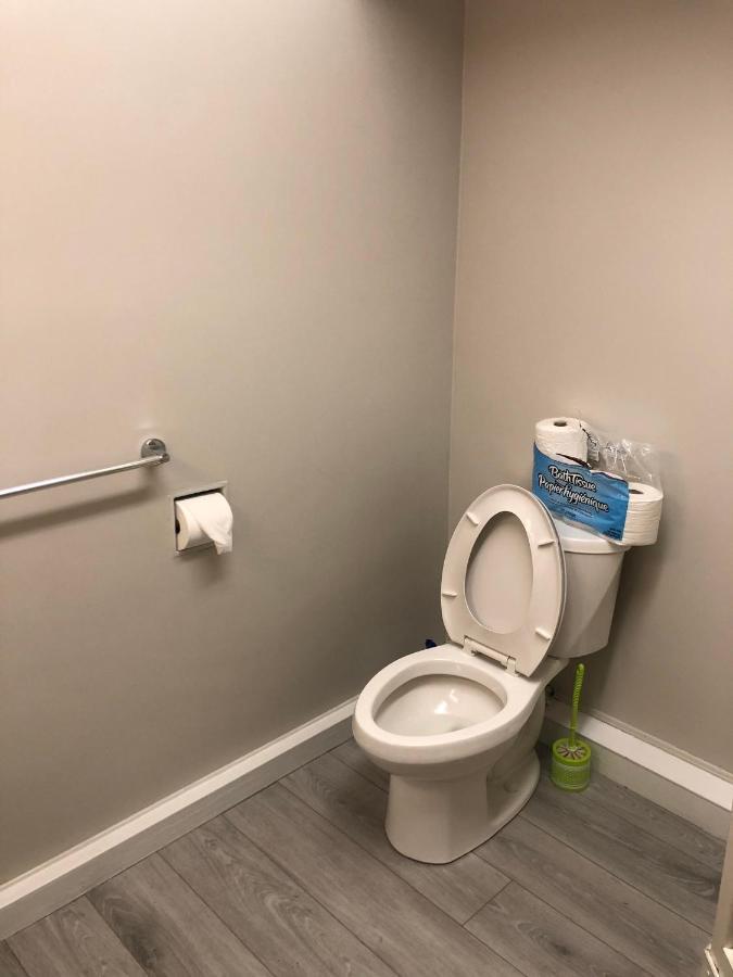 Cozy Guest Home Close To Downtown Vancouver Sights & Subway Station Buitenkant foto